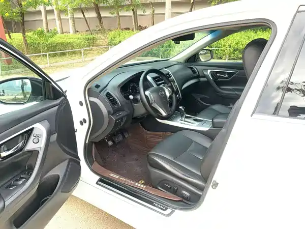 Nissan Teana 2016