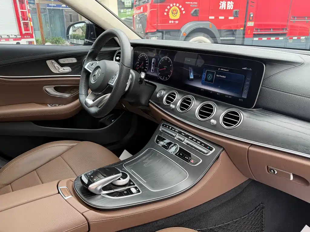 Mercedes-Benz E-Class 2018 — фото 6