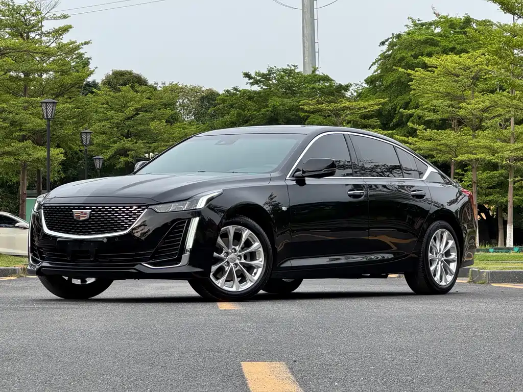 Cadillac CT5 2023 — фото 1