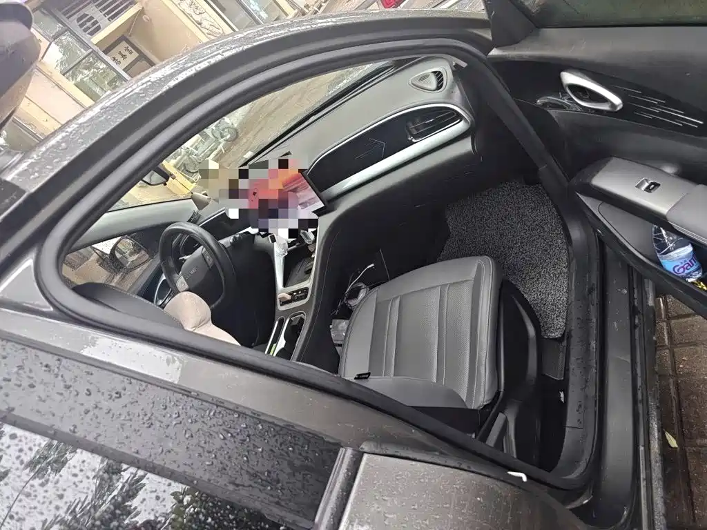 Geely Galaxy Starwish 2025 — фото 19