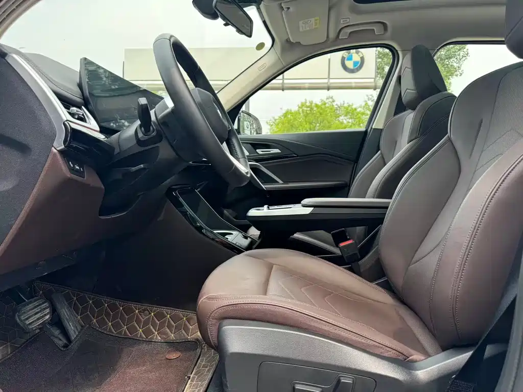 BMW X1 2025