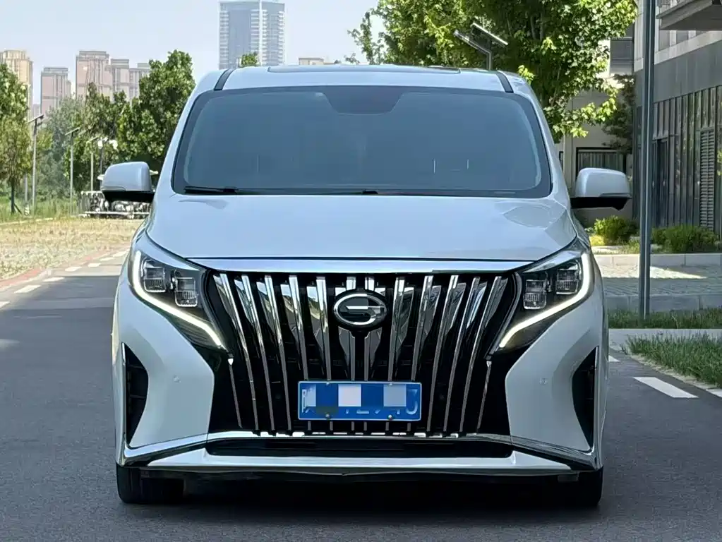 GAC Motor Trumpchi M8 2022 — фото 2