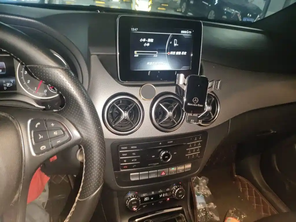 Mercedes-Benz B-Class 2017 — фото 14