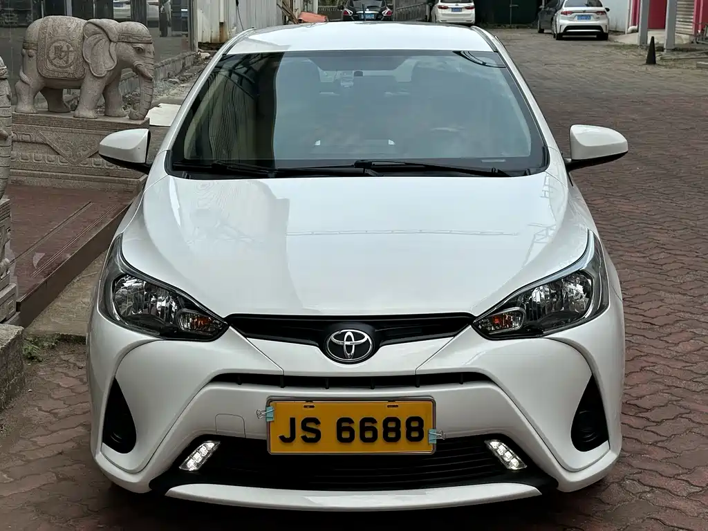 Toyota Yaris L 2019 — фото 2