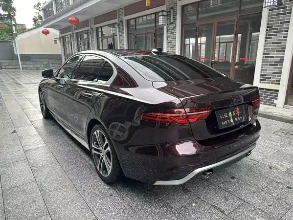 Jaguar XEL 2020