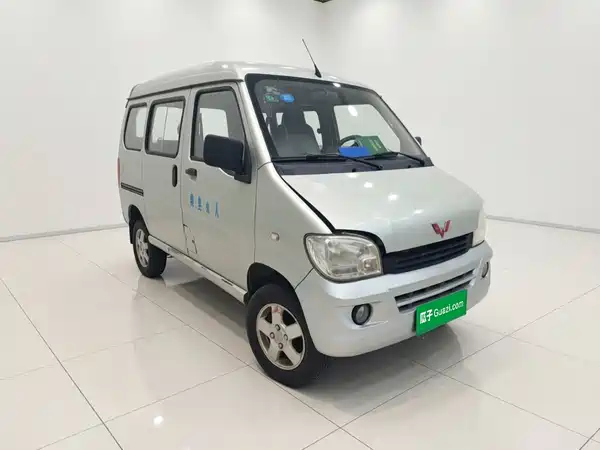 Wuling Sunshine 2015