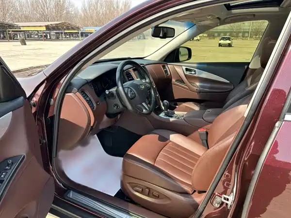 Infiniti QX50 2017