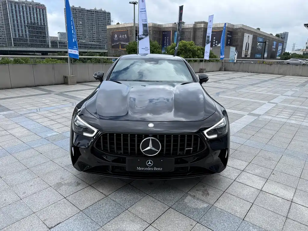 Mercedes-Benz AMG GT 2026 — фото 2