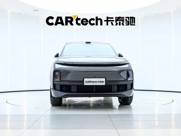 Li Auto L8 2025