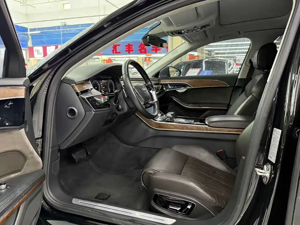 Audi A8 2019