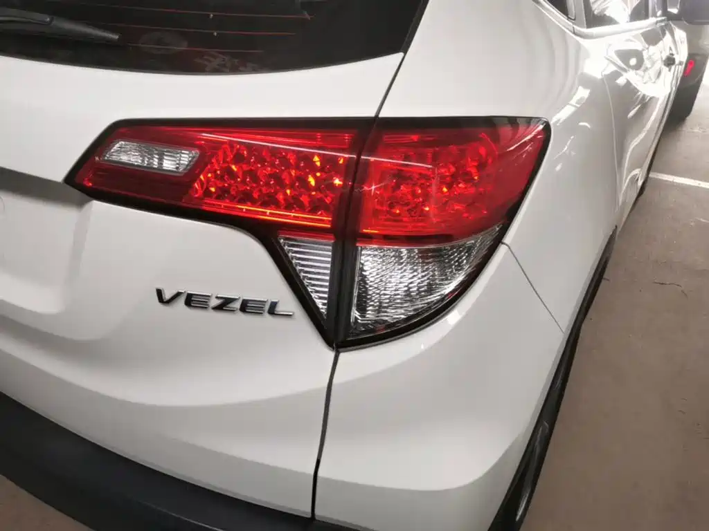 Honda Vezel 2021 — фото 8