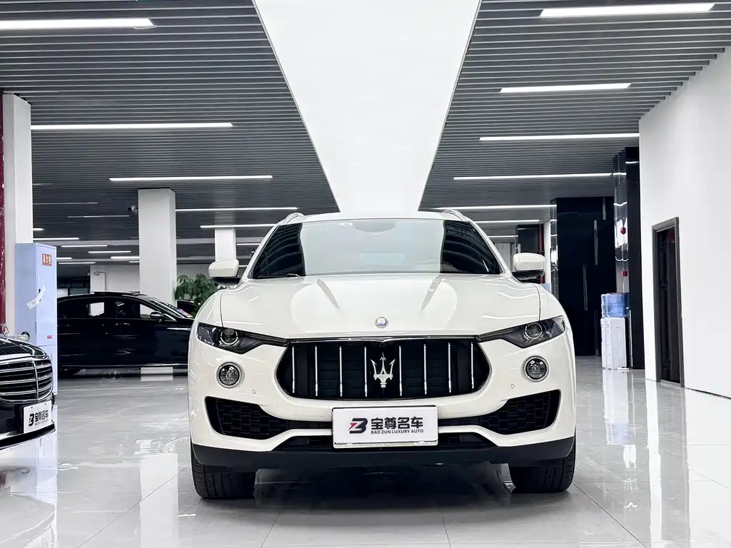 Maserati Levante 2021 — фото 2