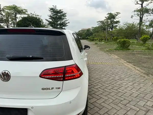 Volkswagen Golf 2015