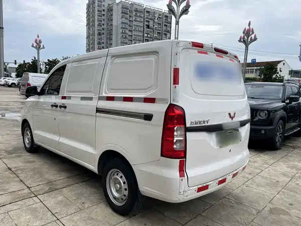 Wuling Hongguang V 2022