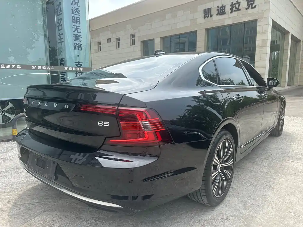 Volvo S90 2021 — фото 14