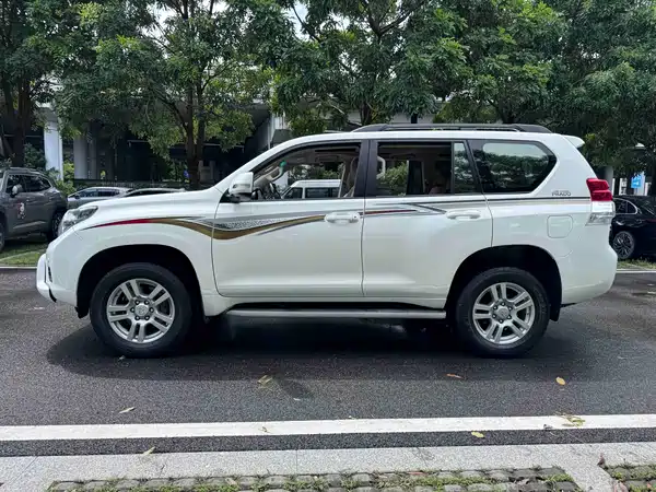 Toyota Prado 2011