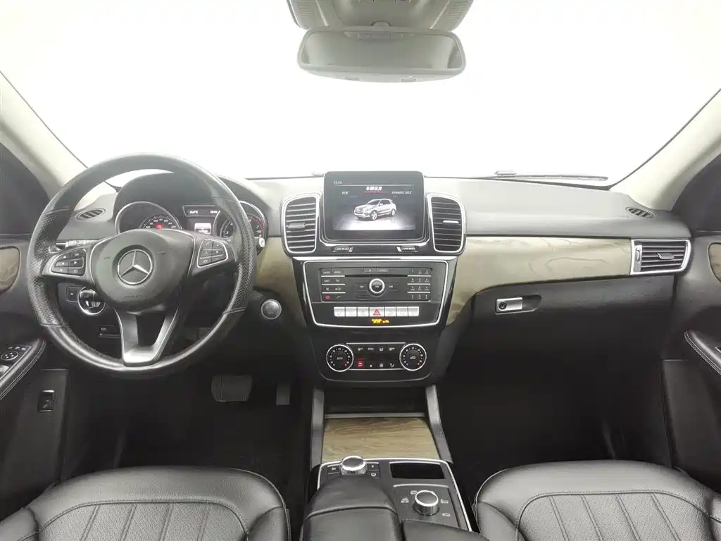 Mercedes-Benz GLE 2017 — фото 5