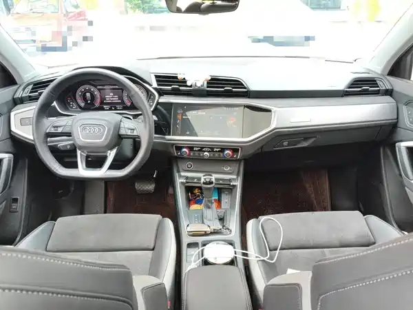 Audi Q3 2021