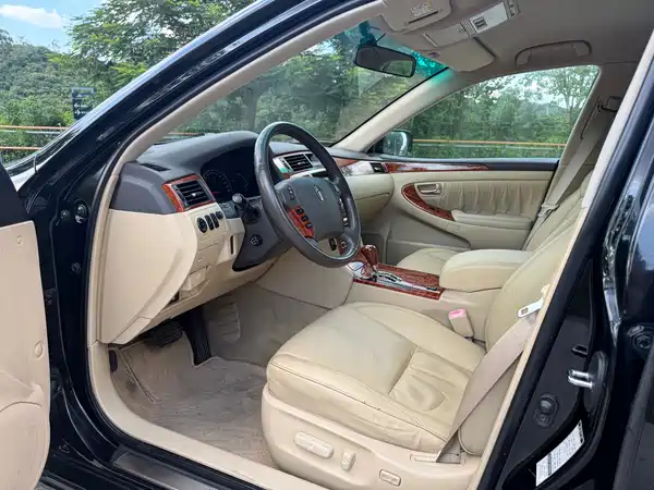 Toyota Crown 2007