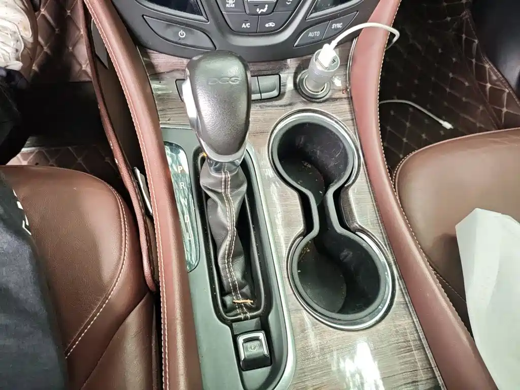 Buick Envision Plus 2016 — фото 15
