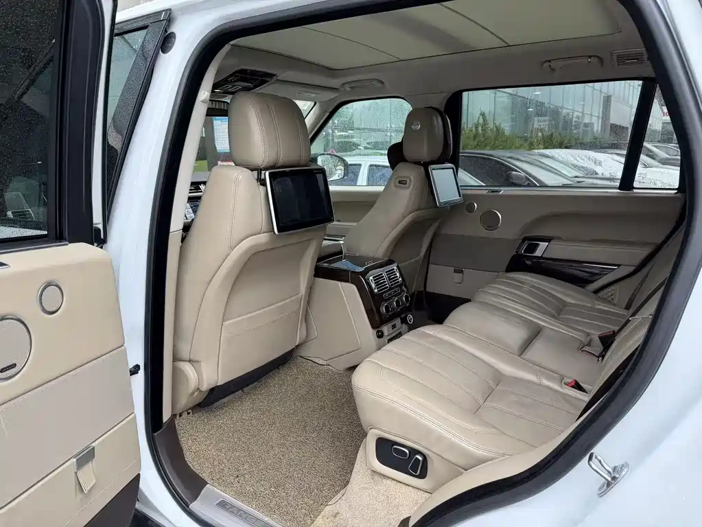 Land Rover Range Rover 2015 — фото 11