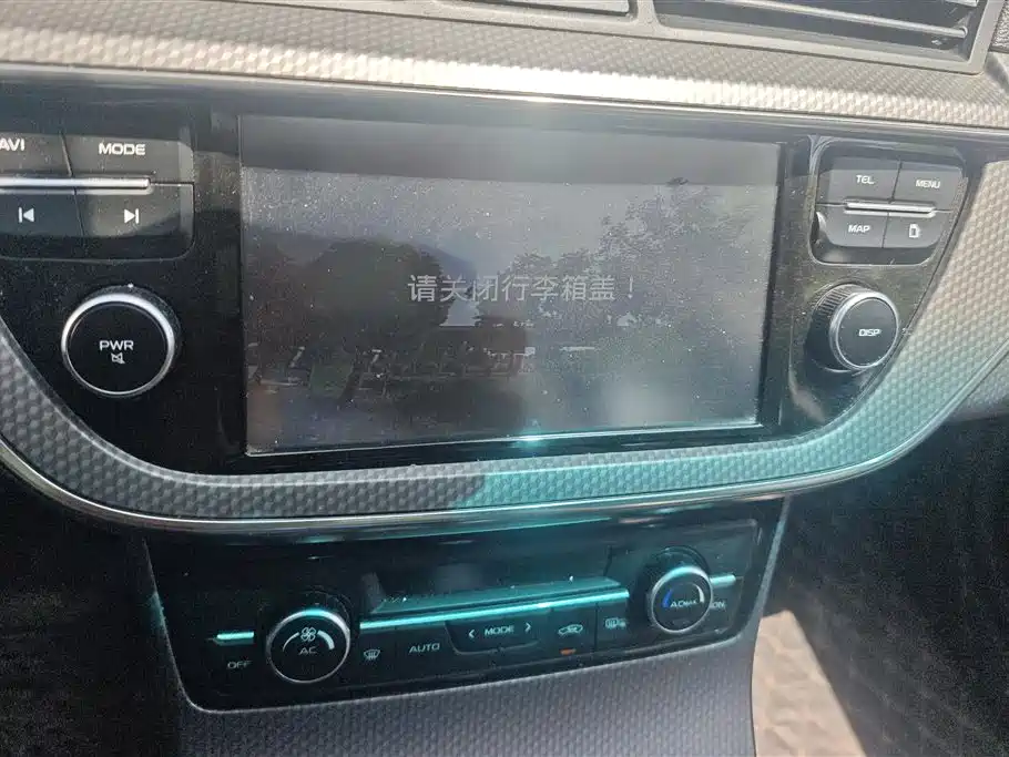 Geely Emgrand GS 2017 — фото 13