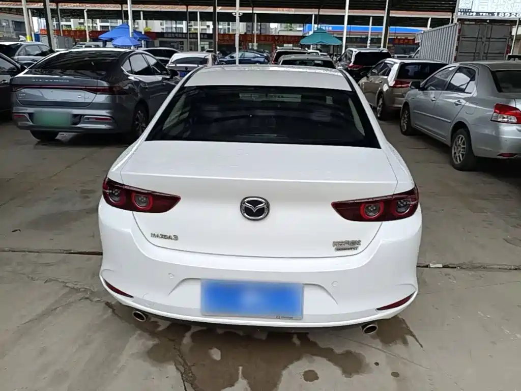 Mazda 3 Axela 2021