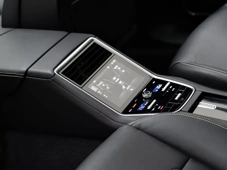 Porsche Panamera 2020 — фото 12