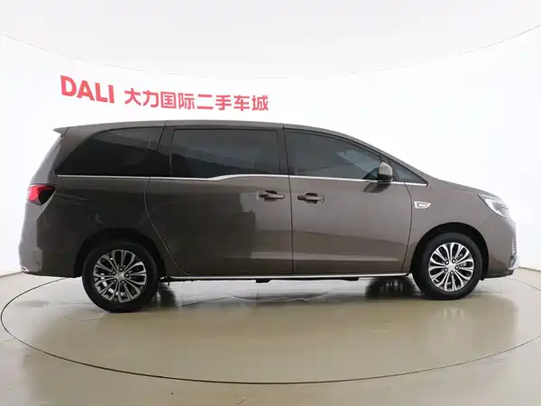 Buick GL8 2023
