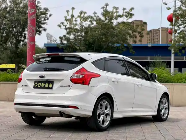 Ford Focus 2014