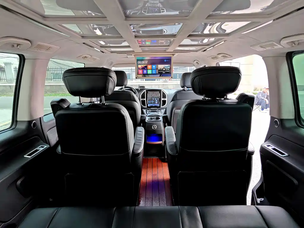 Mercedes-Benz Vito 2018 — фото 12