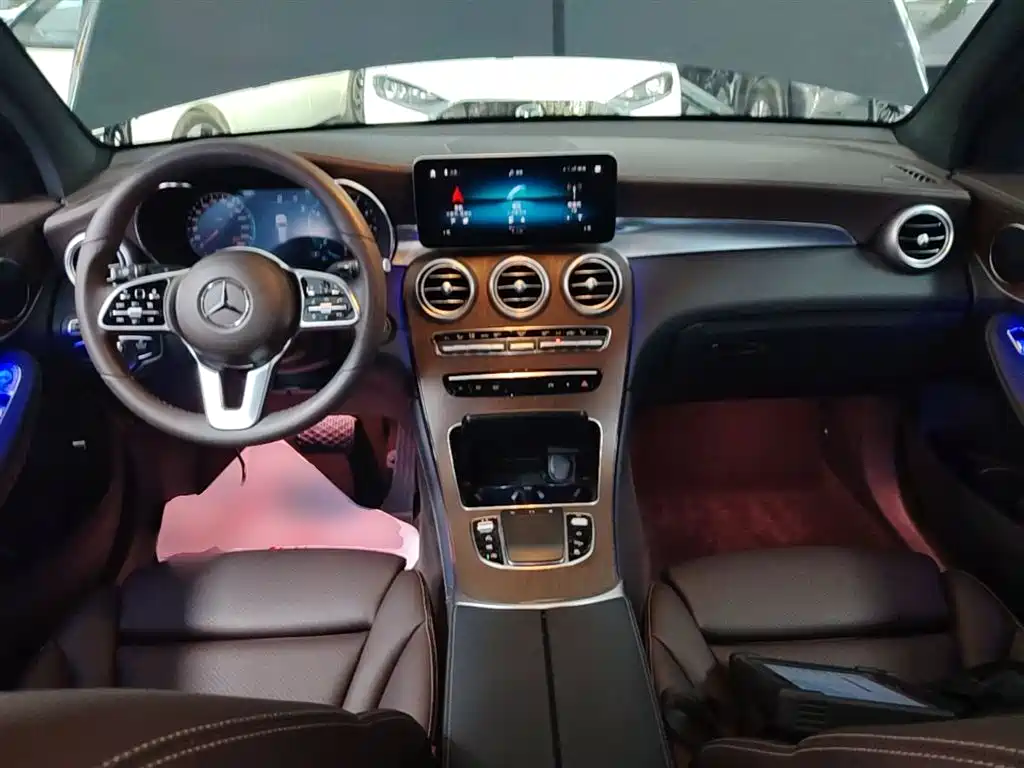 Mercedes-Benz GLC 2022 — фото 10