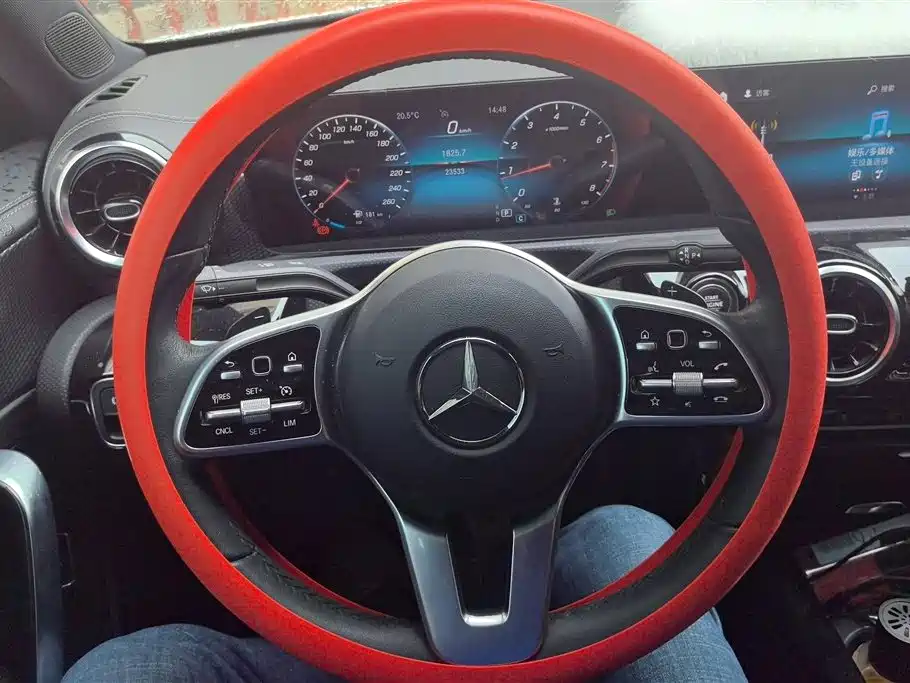 Mercedes-Benz A-Class 2020 — фото 15