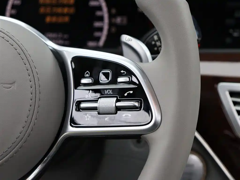 Mercedes-Benz S-Class AMG 2009 — фото 19