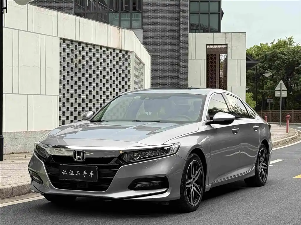 Honda Accord 2019 — фото 2