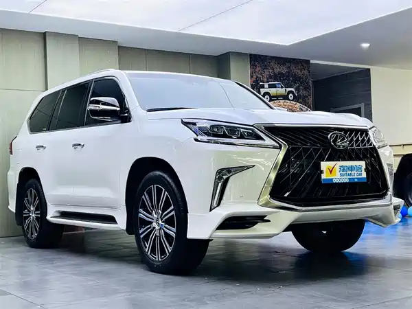 Lexus LX 2019