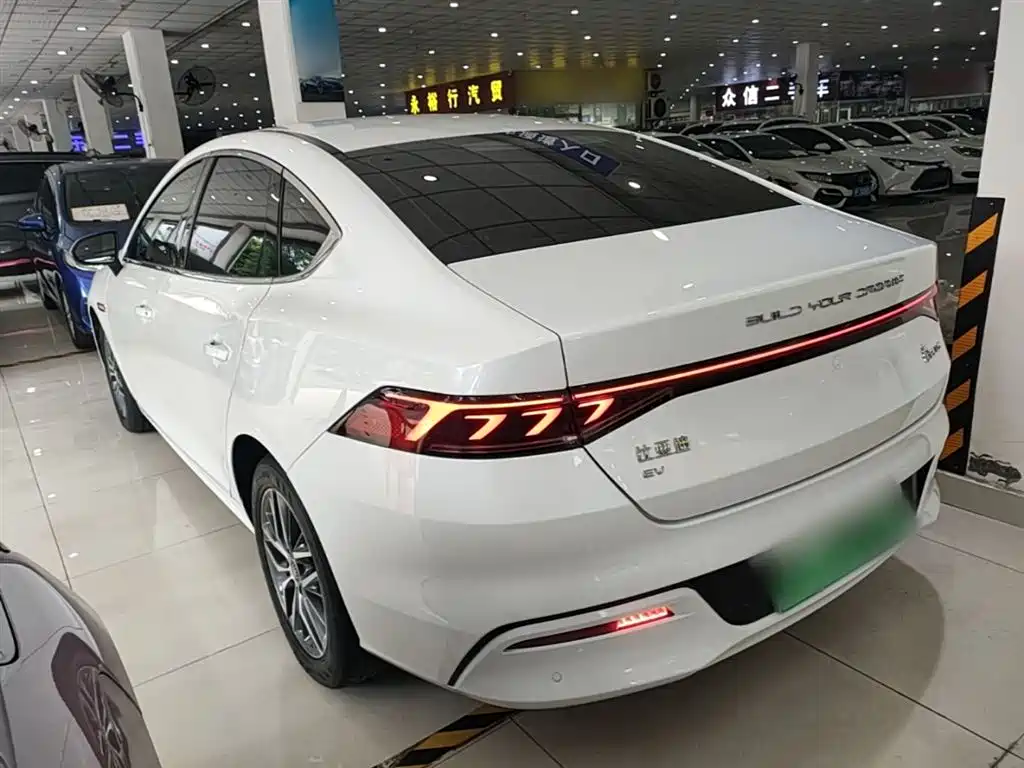 BYD Qin PLUS 2023 — фото 5