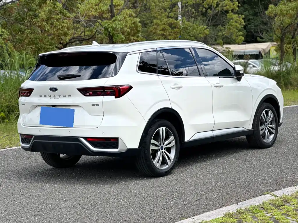 Ford Territory 2023 — фото 25