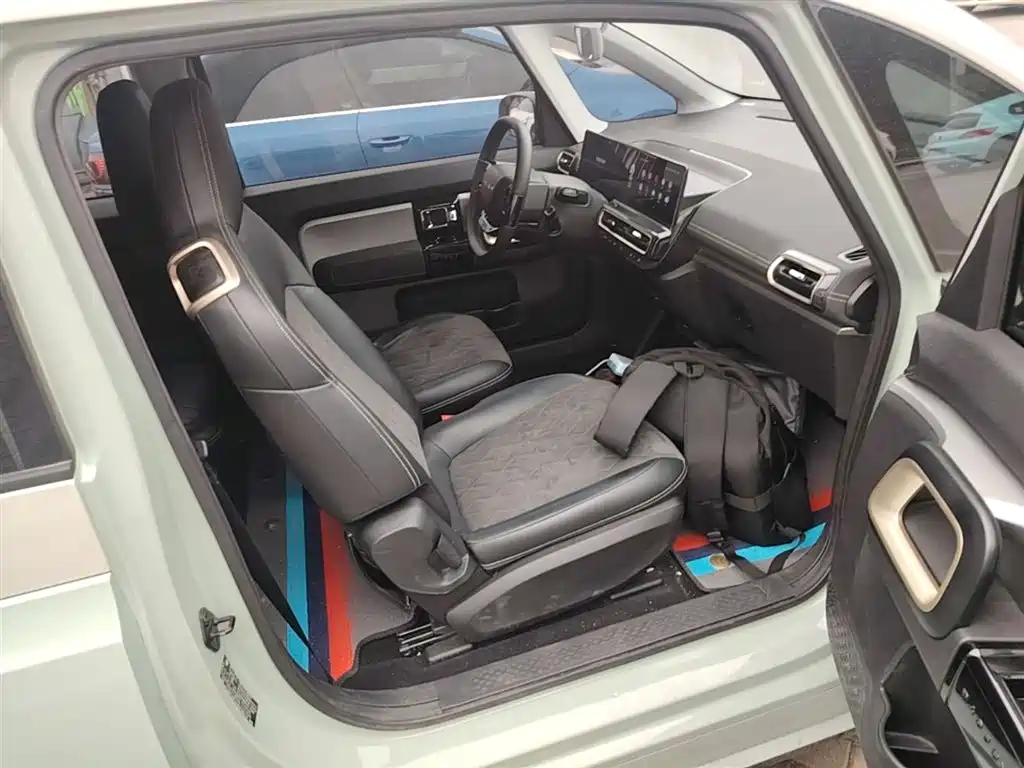 Baojun KiWi EV 2023 — фото 25