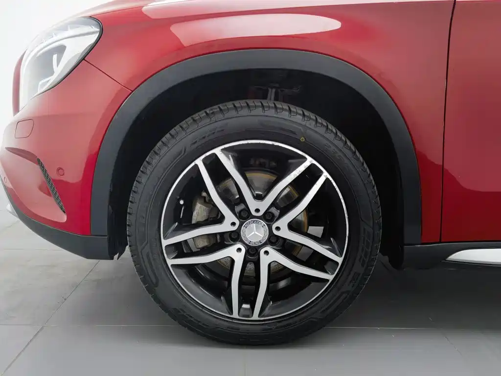 Mercedes-Benz GLA 2015 — фото 17
