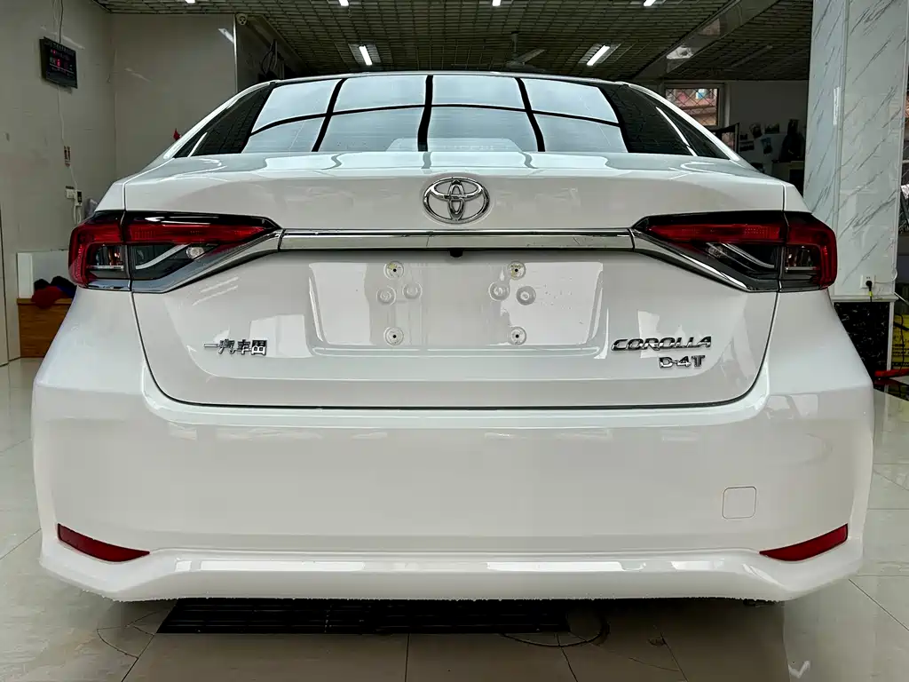 Toyota Corolla 2023 — фото 5