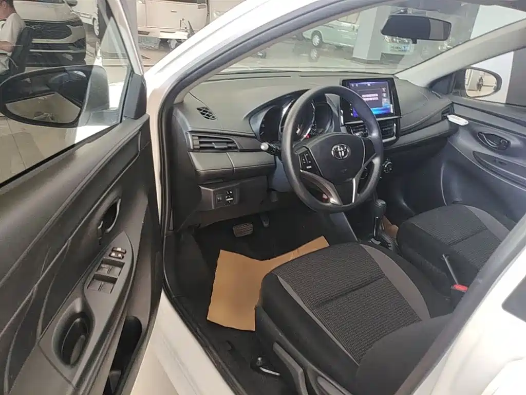 Toyota Vios FS 2022 — фото 16