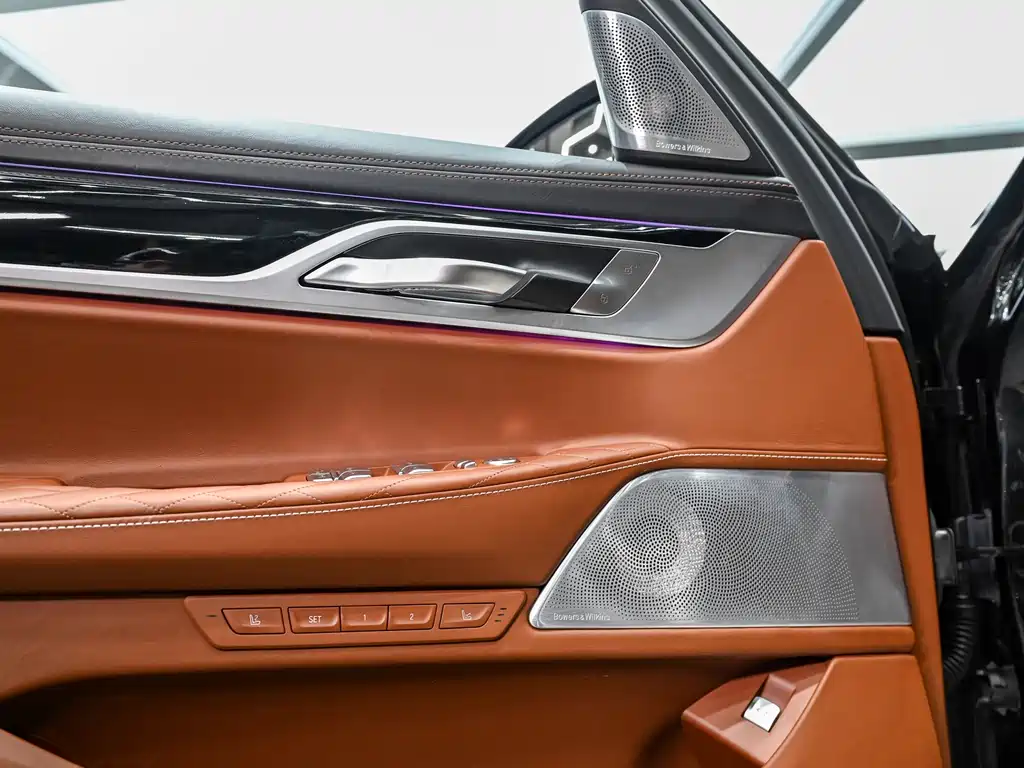 BMW 7 Series 2021 — фото 10