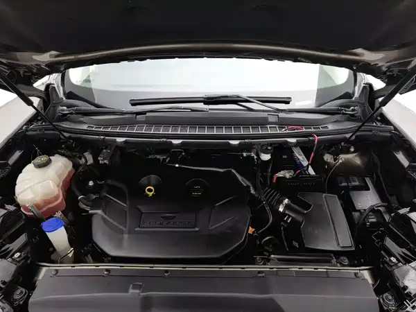 Ford Edge 2016