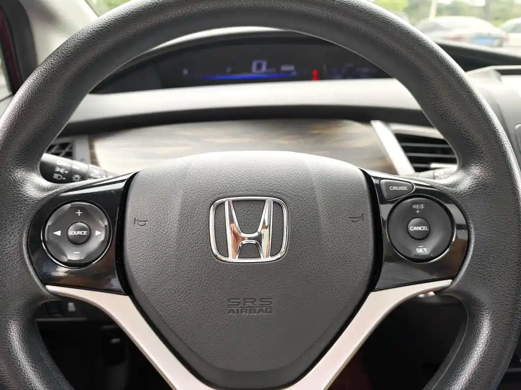 Honda Jade 2018 — фото 12