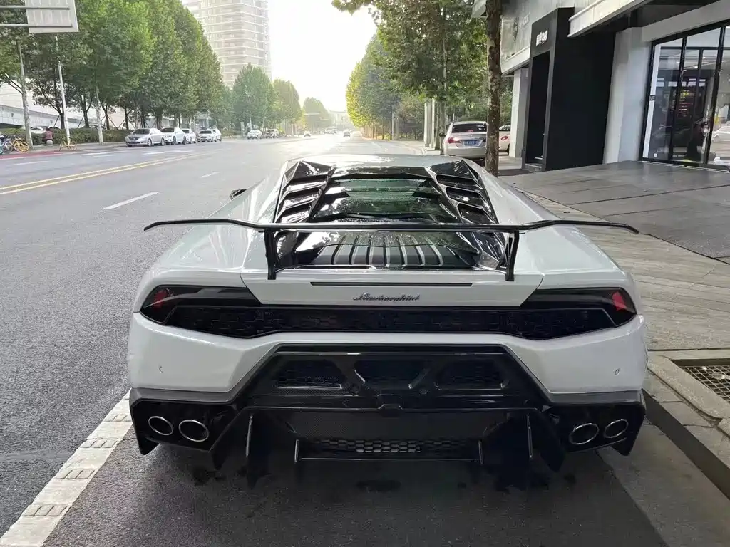 Lamborghini Huracán 2015 — фото 5
