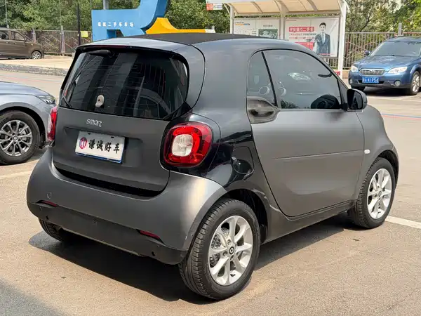 smart fortwo 2017
