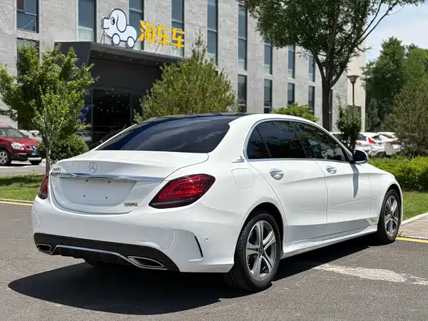 Mercedes-Benz C-Class 2018