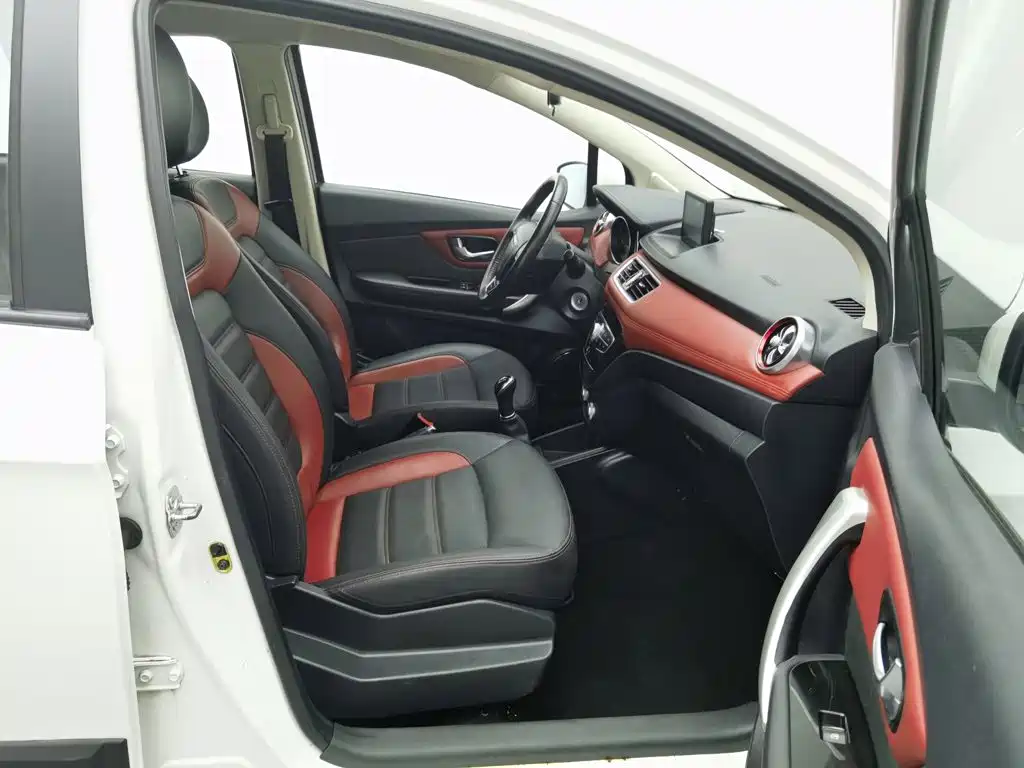 Haval H1 2015 — фото 23