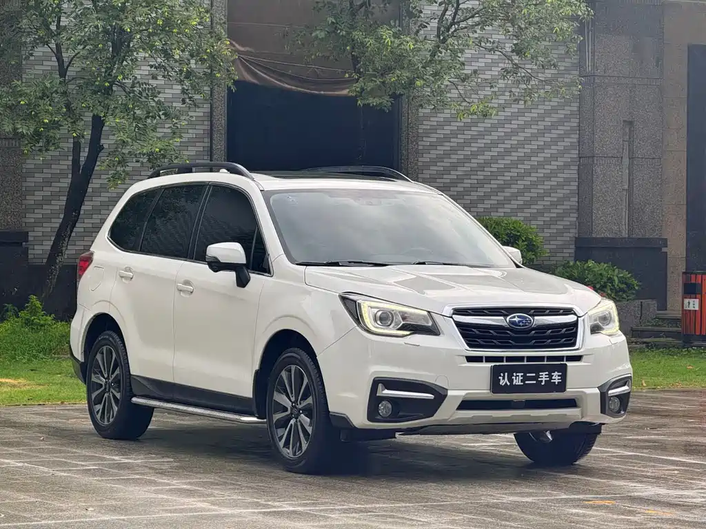 Subaru Forester 2018 — фото 3
